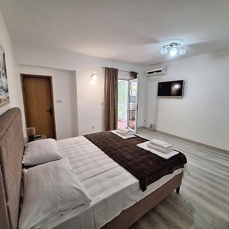 Apartmani Hortenzija Budva Ngoại thất bức ảnh