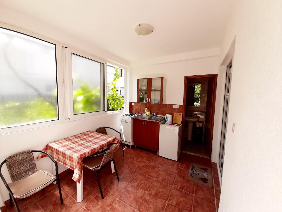 Apartmani Hortenzija Budva Ngoại thất bức ảnh