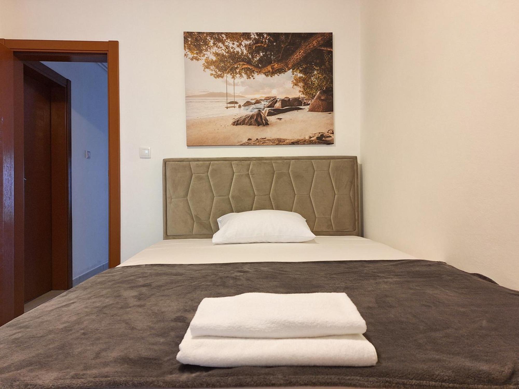 Apartmani Hortenzija Budva Ngoại thất bức ảnh