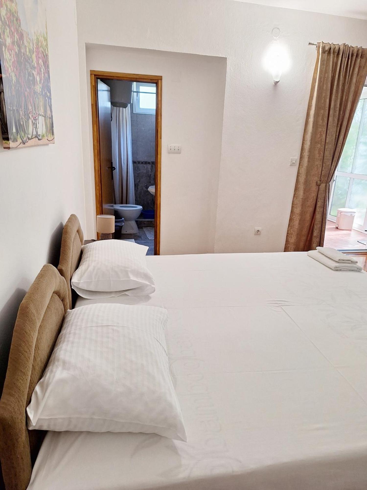 Apartmani Hortenzija Budva Ngoại thất bức ảnh