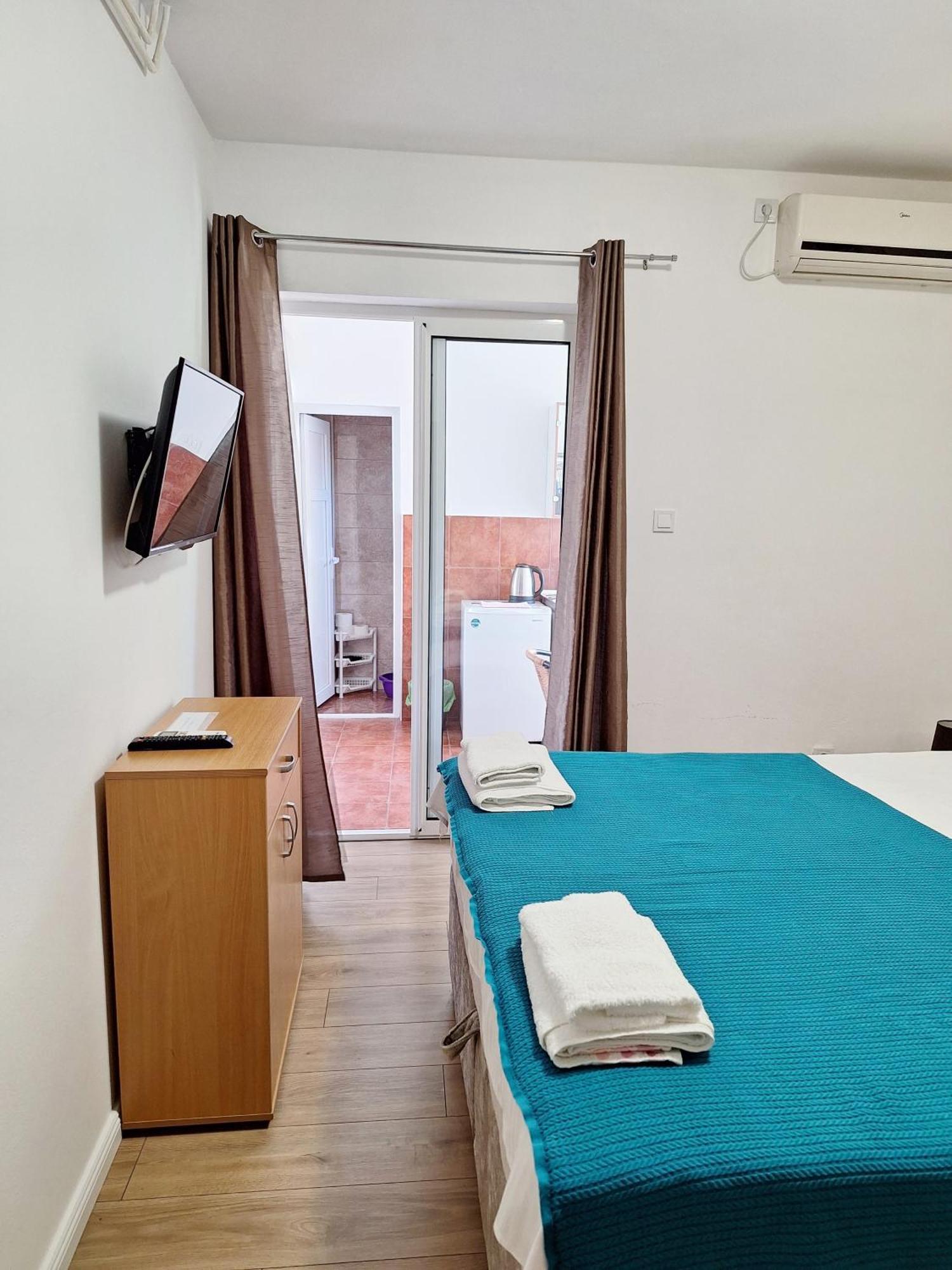 Apartmani Hortenzija Budva Ngoại thất bức ảnh