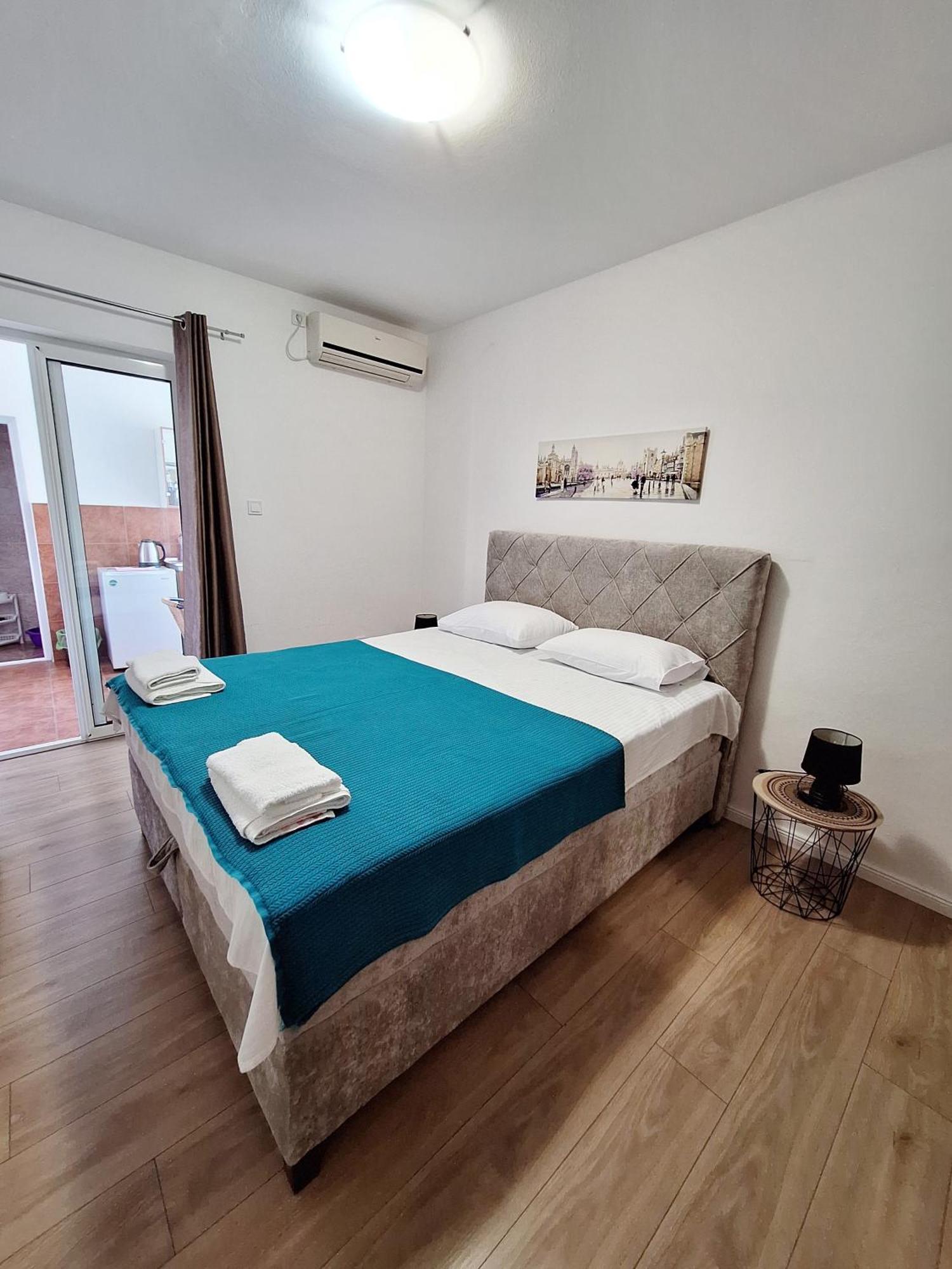 Apartmani Hortenzija Budva Ngoại thất bức ảnh
