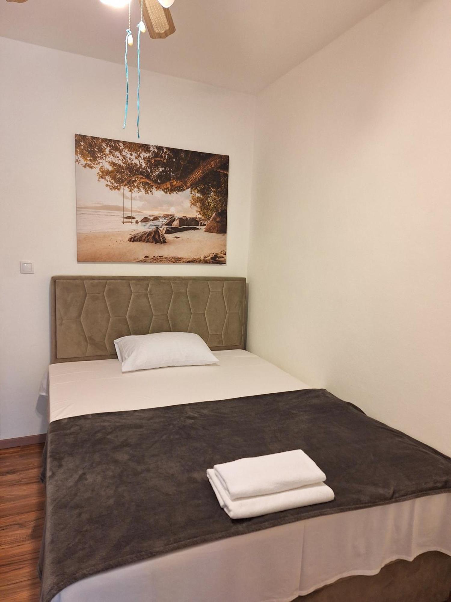 Apartmani Hortenzija Budva Ngoại thất bức ảnh