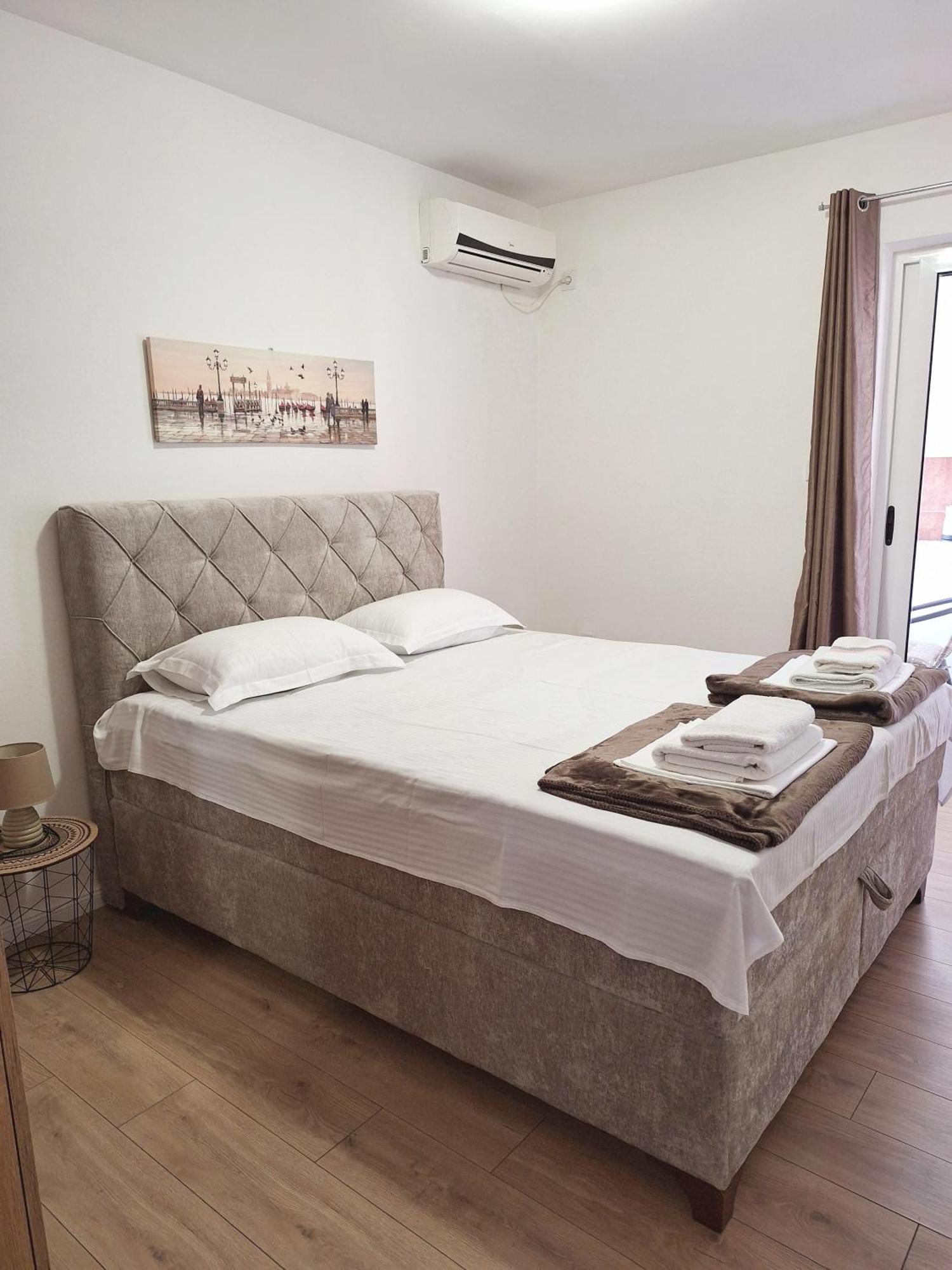 Apartmani Hortenzija Budva Ngoại thất bức ảnh